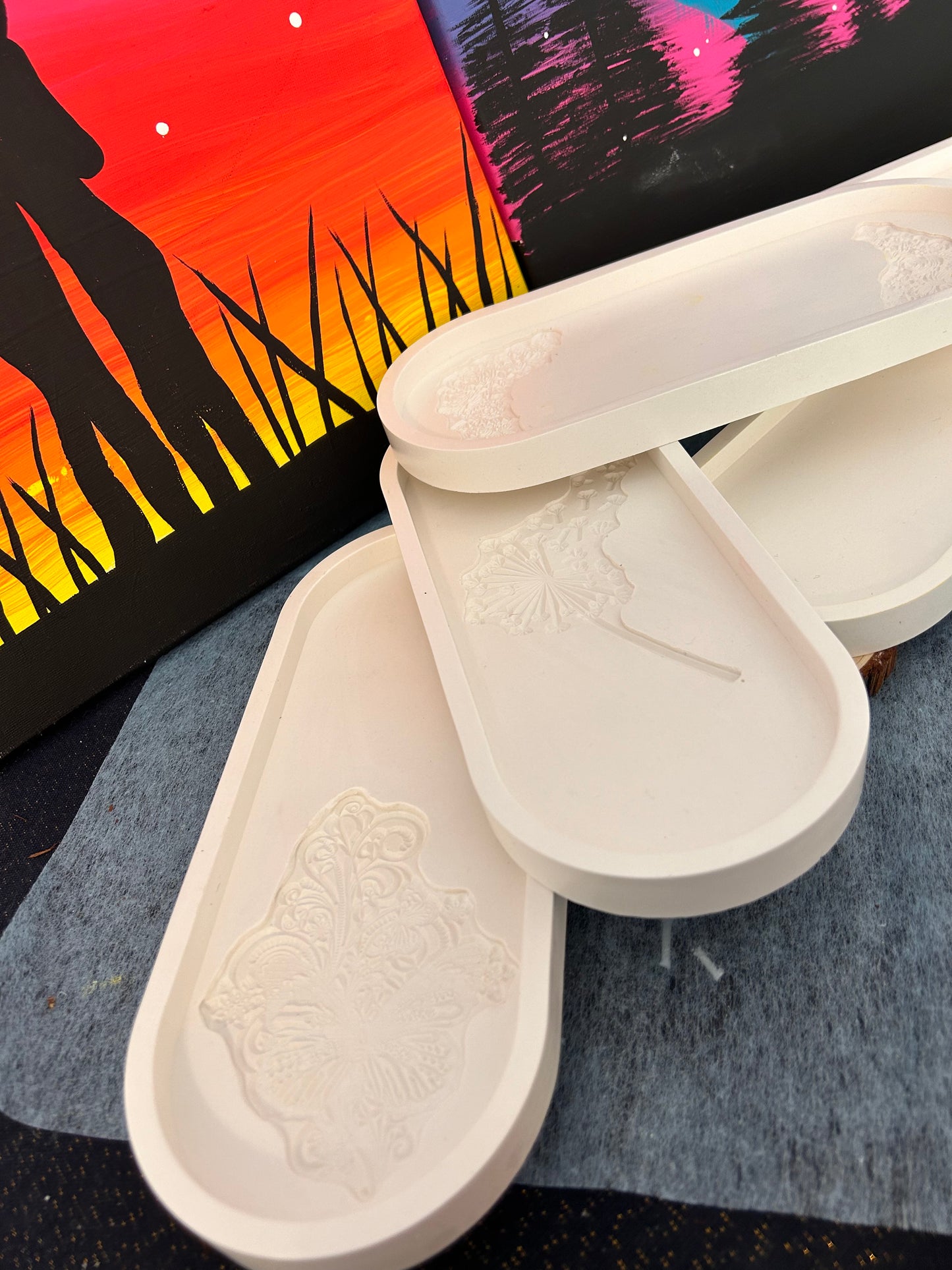 Tablet L - H=24cm B= 10cm T= 2cm